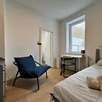 Geba Bed & Single Rooms-15 Min To Station Leipzig