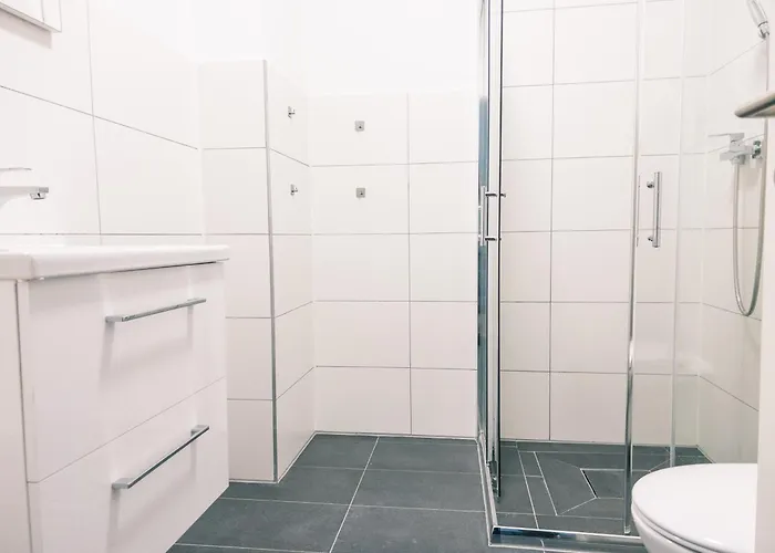 Geba Bed & Single Rooms-15 Min To Station