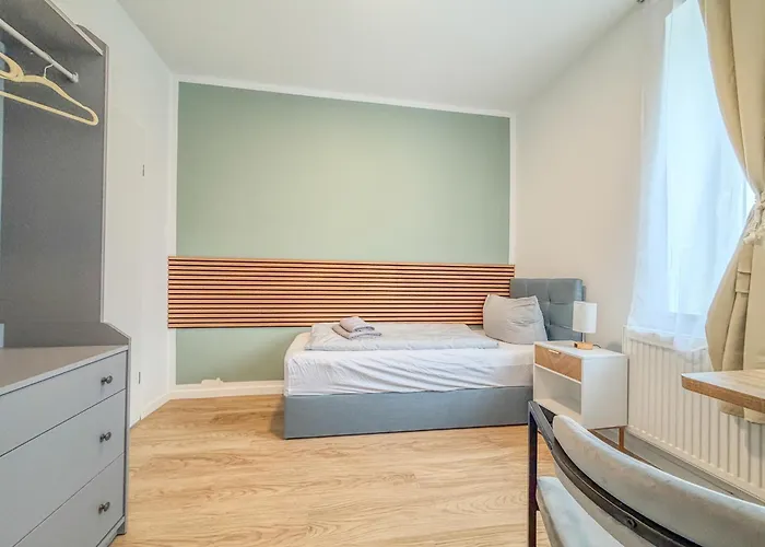 Geba Bed & Single Rooms-15 Min To Station Gasthuis 3*